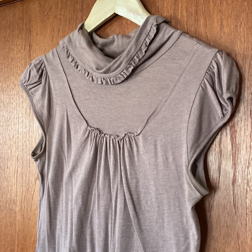 Anthropologie Moth brand short sleeve shirt. Size small. - Picture 3 of 6
